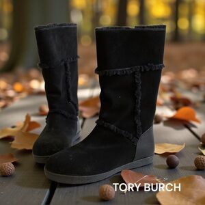 TORY BURCH AMALIE NEW BLACK LAMB SUEDE SHEARLING BOOTS MID CALF LOGO WARM 9